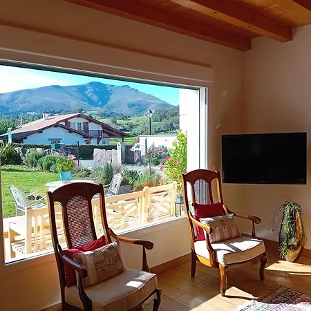 Atalozti St Jean Pied De Port Guest house Ascarat